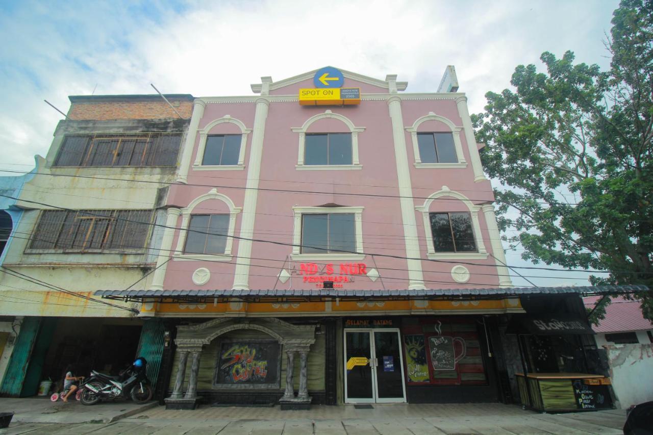 斯波特昂2305安迪斯努尔住宿酒店 Dumai 外观 照片